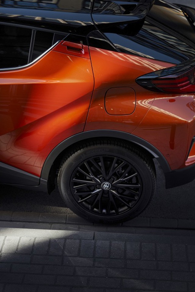 Toyota C-Hr foto 24