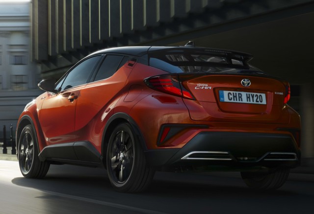 Toyota C-Hr foto 1