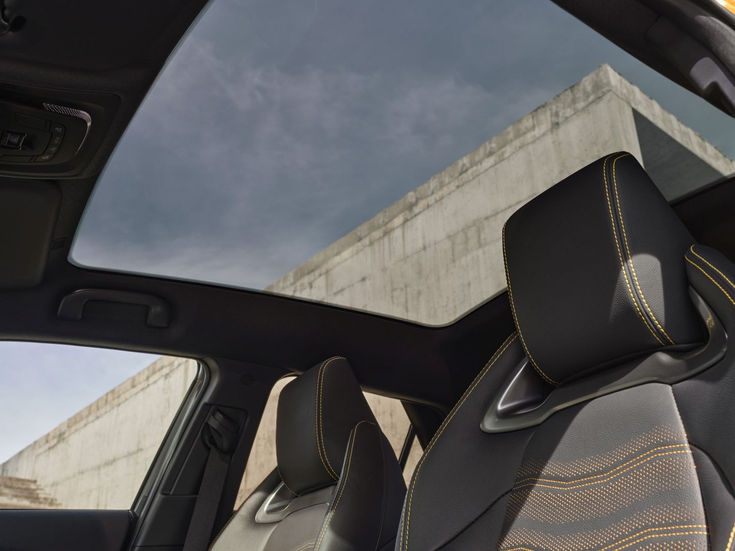 Toyota C-Hr photo 38