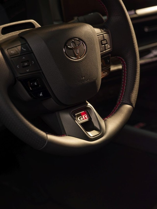 Toyota C-Hr foto 30