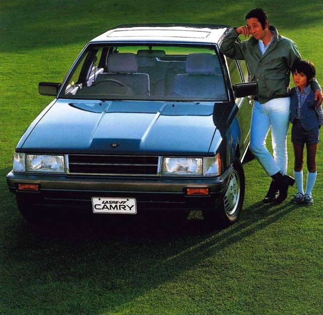 Toyota Camry photo 20