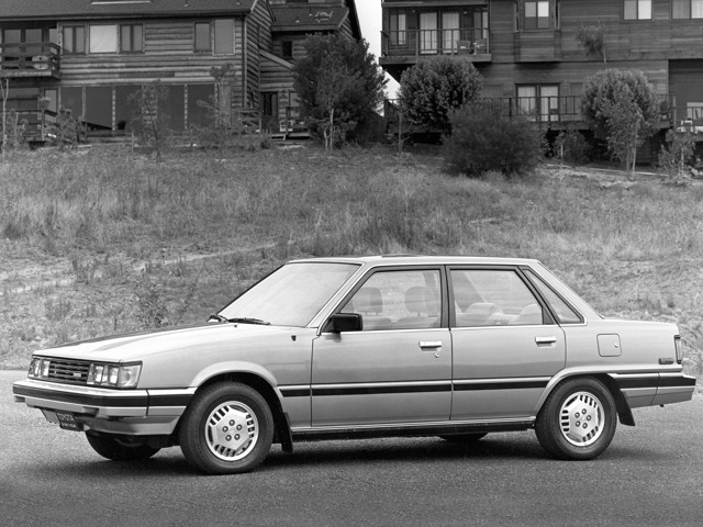 Toyota Camry photo 3