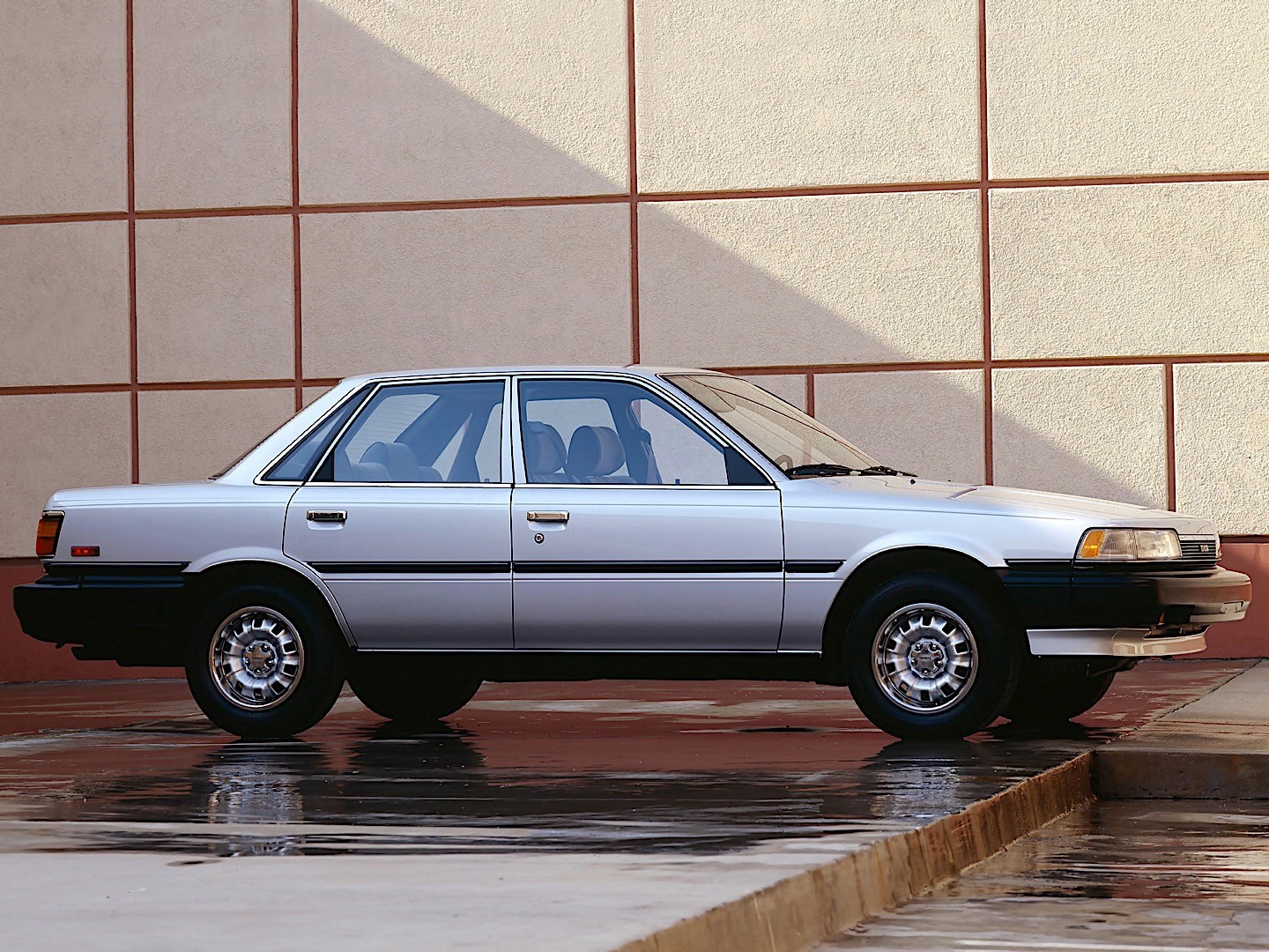 Toyota Camry photo 13
