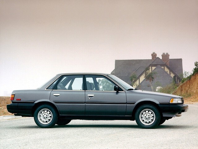 Toyota Camry photo 14