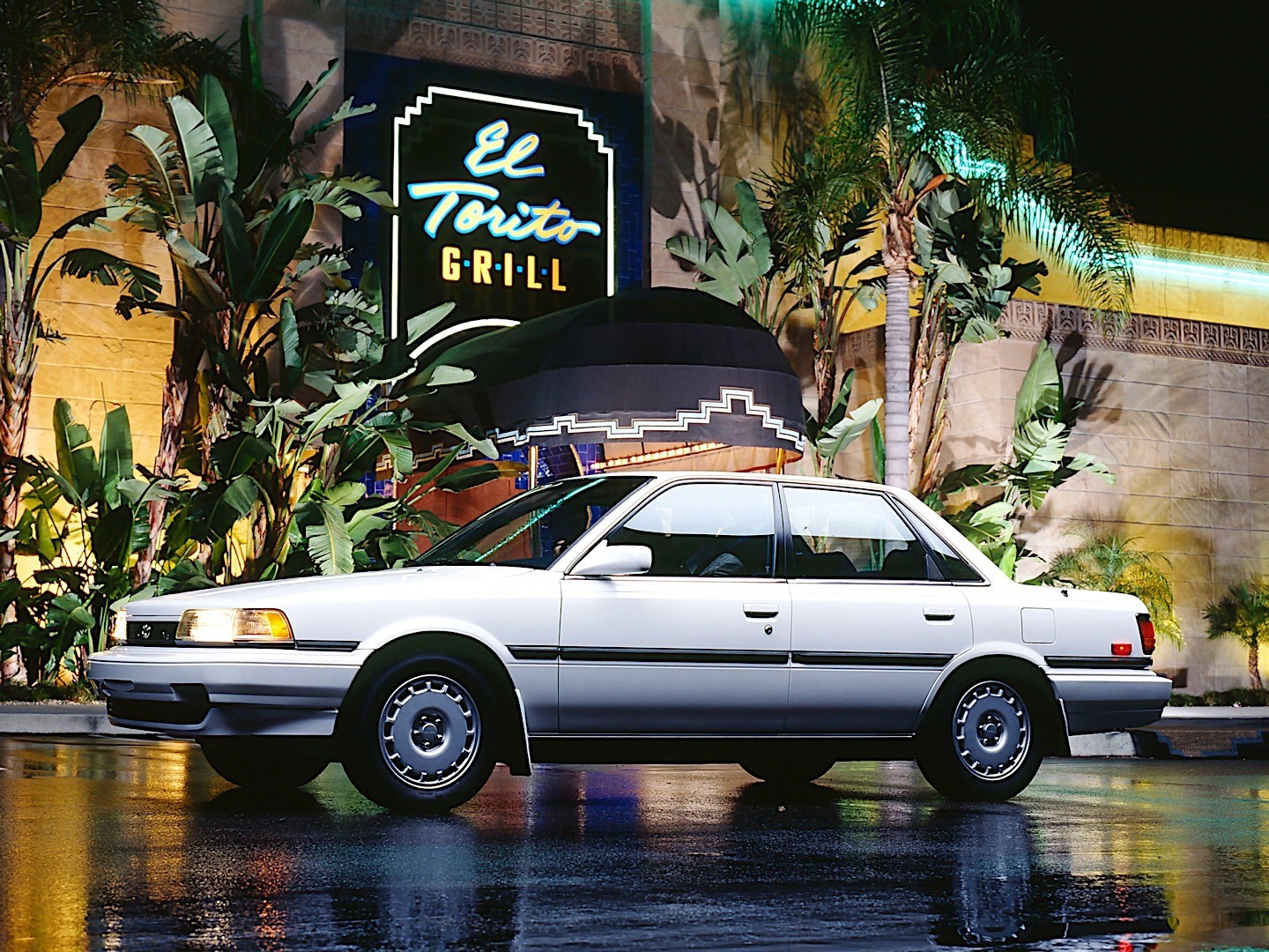 Toyota Camry photo 16