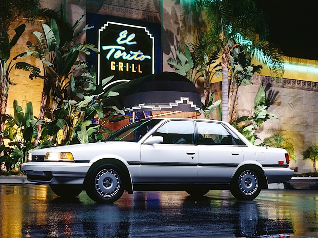 Toyota Camry photo 16