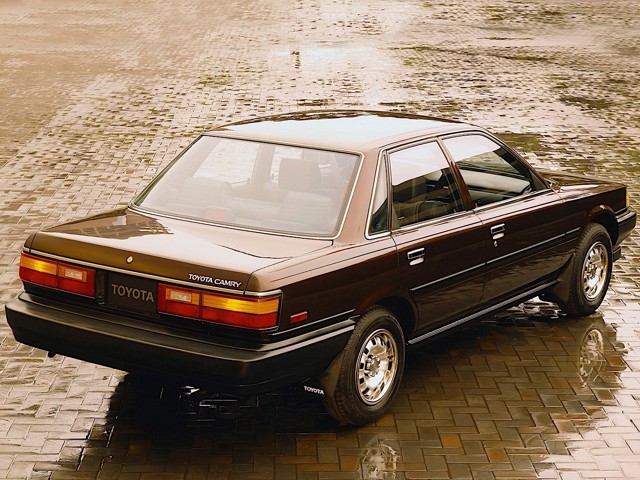Toyota Camry photo 17