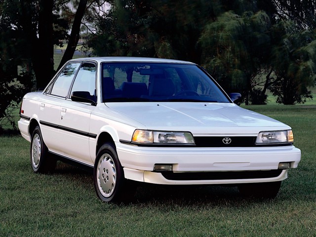 Toyota Camry photo 4