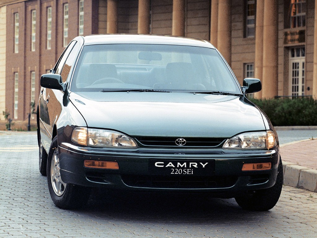 Toyota Camry photo 16