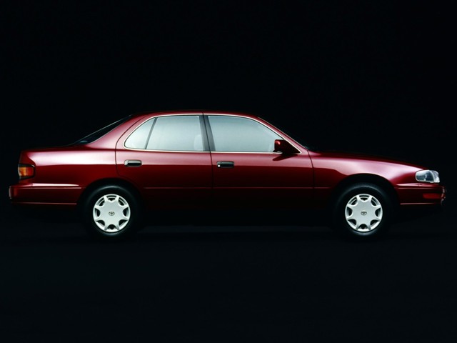 Toyota Camry photo 20