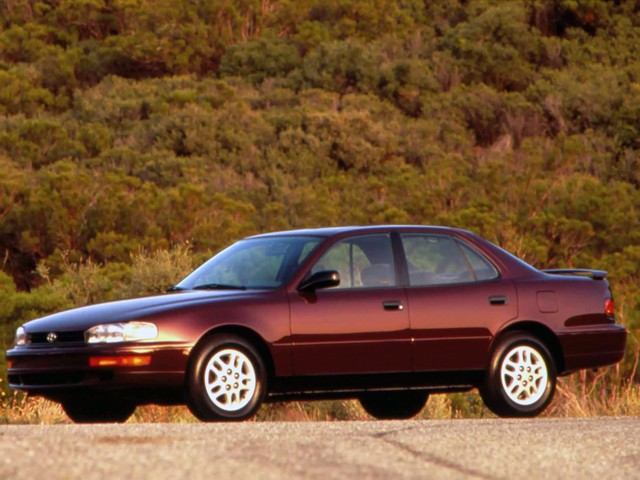 Toyota Camry photo 21