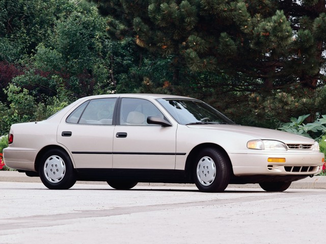 Toyota Camry photo 24