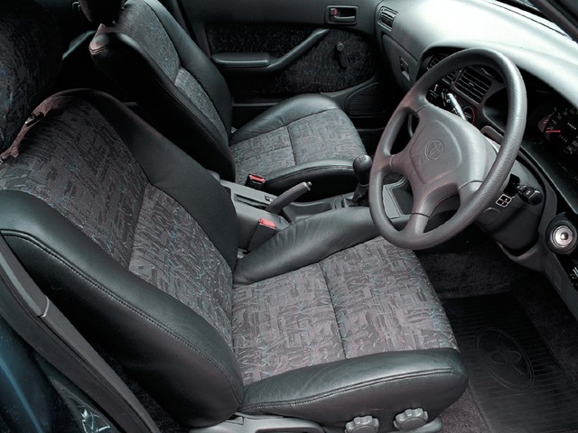 Toyota Camry photo 33