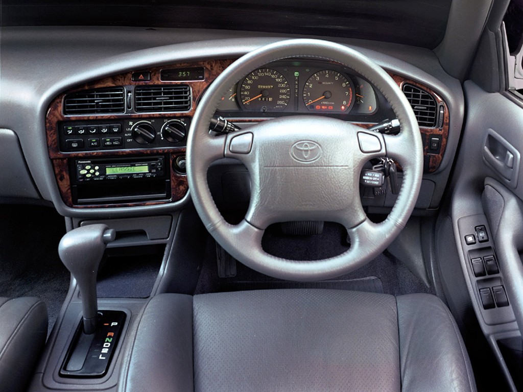 Toyota Camry photo 34