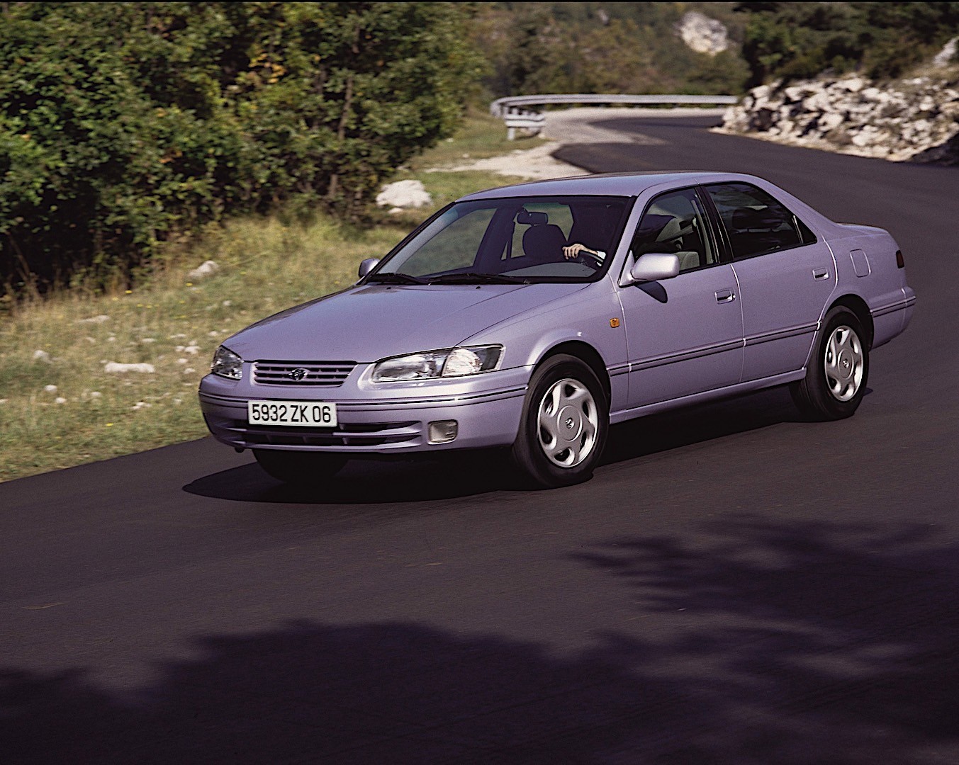 Toyota Camry photo 8