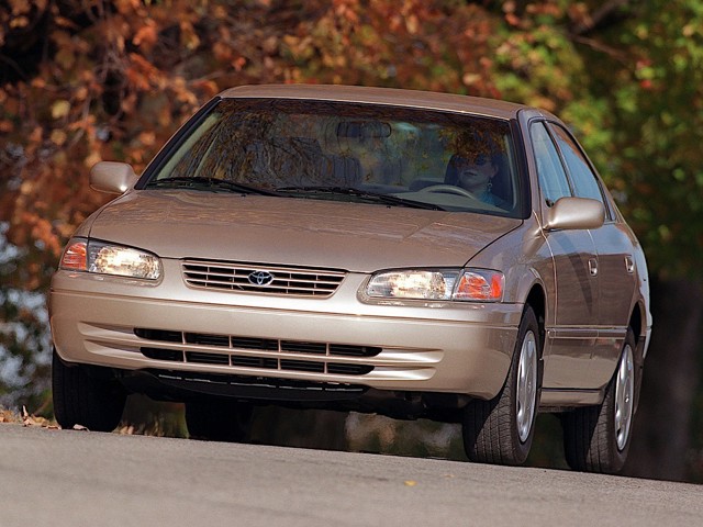 Toyota Camry Foto 15