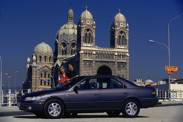 Toyota Camry Foto 18