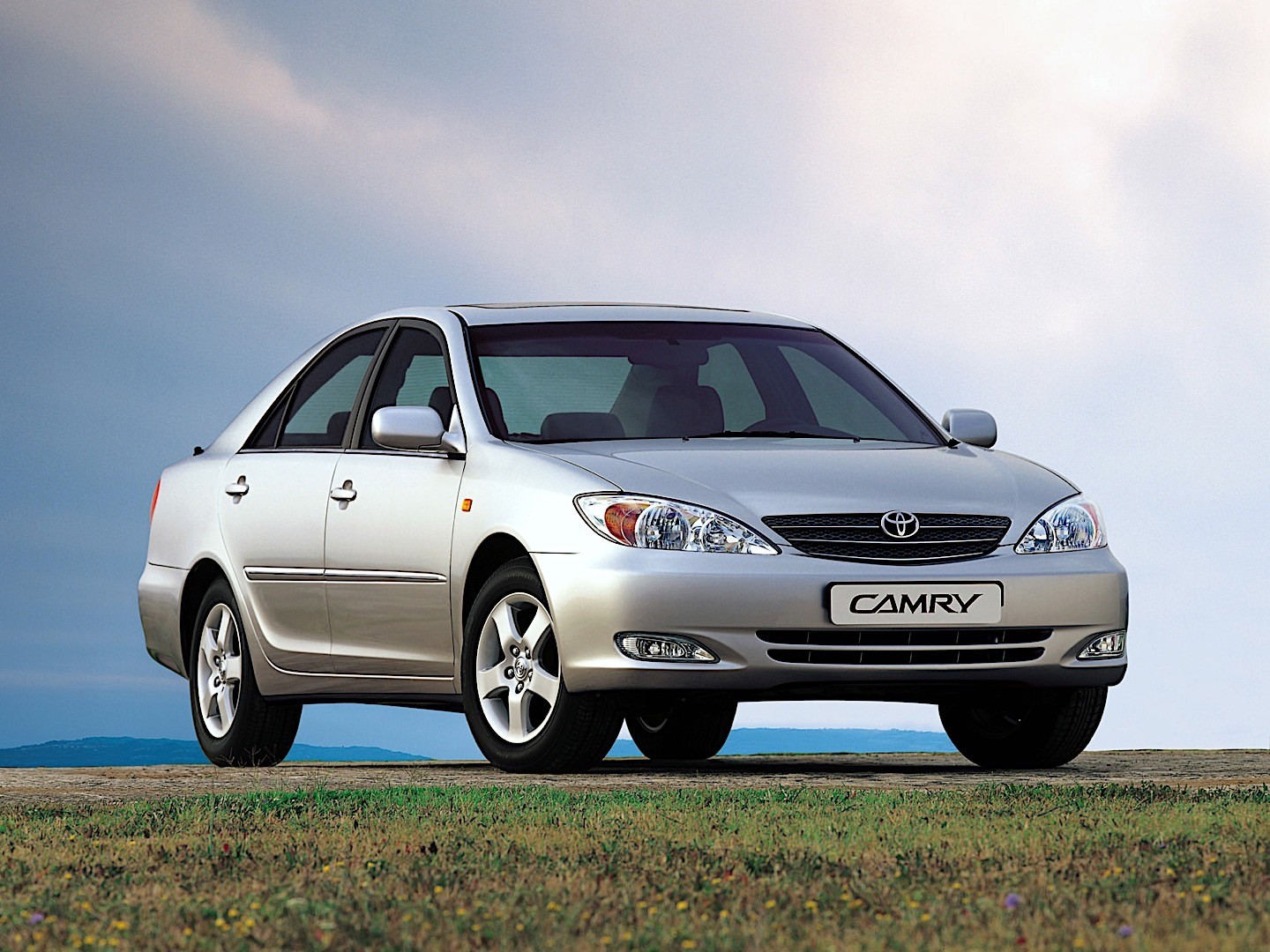 Toyota Camry photo 12