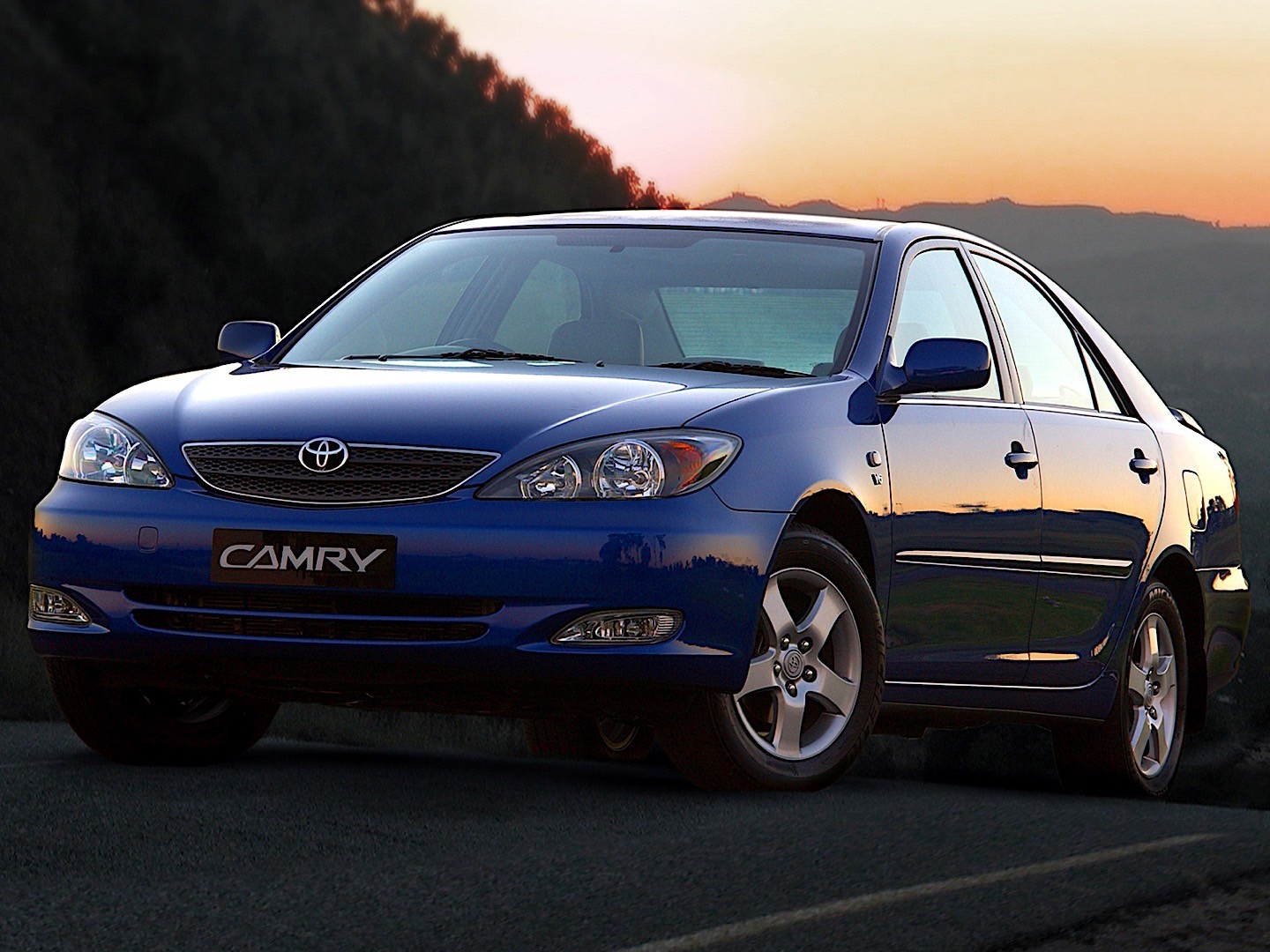 Toyota Camry photo 14