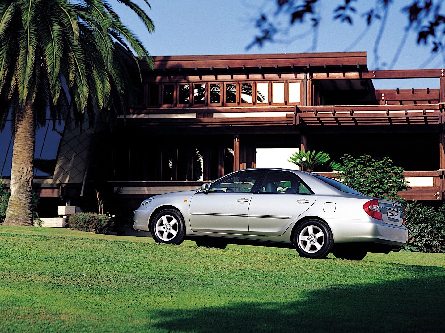 Toyota Camry photo 17