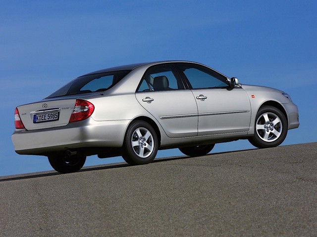 Toyota Camry photo 21