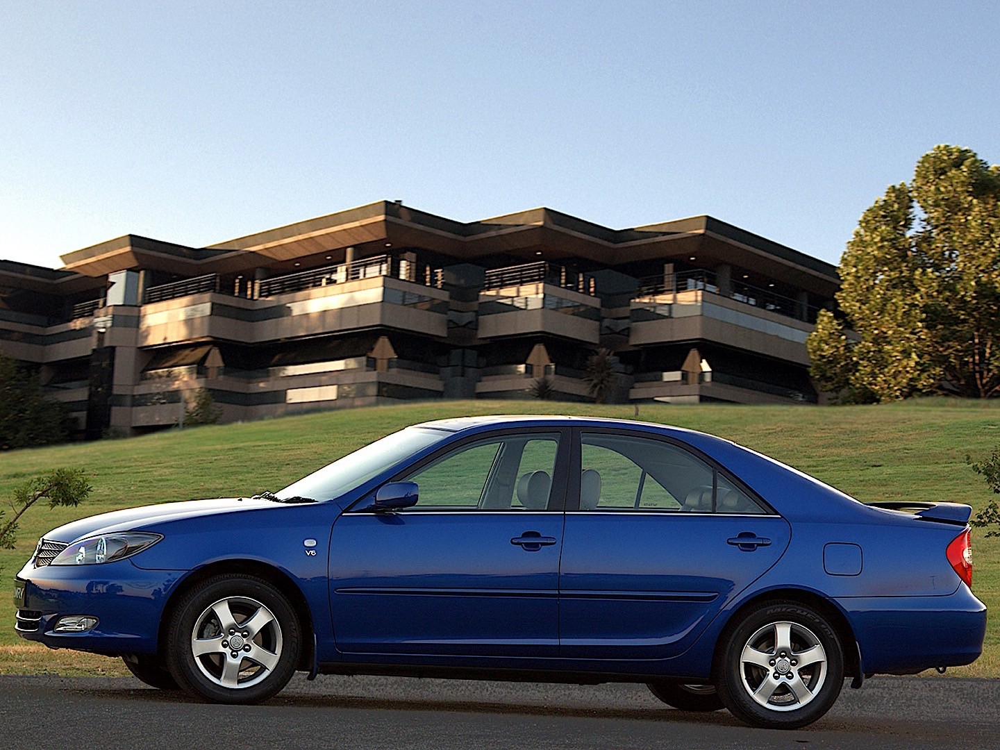 Toyota Camry photo 26