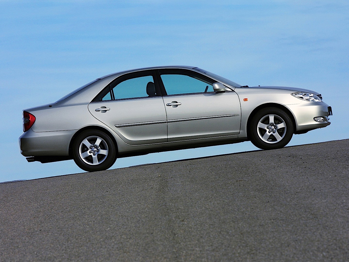 Toyota Camry photo 28