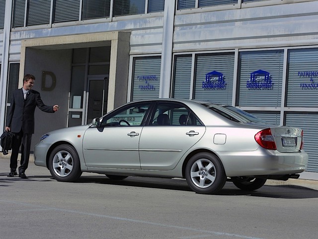 Toyota Camry photo 29