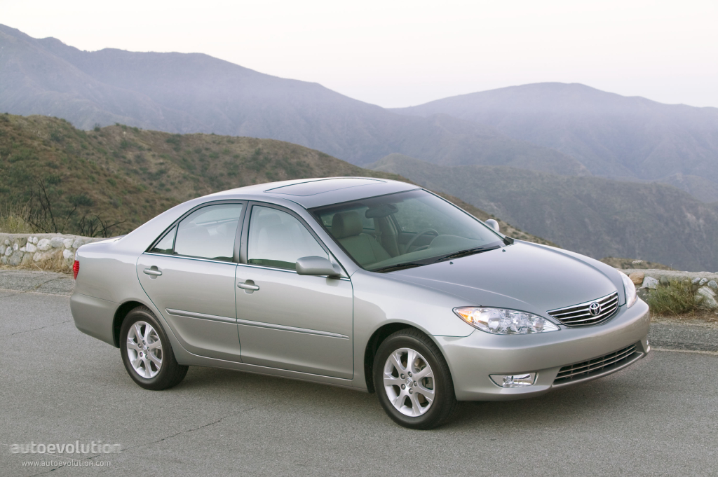 Toyota Camry photo 4