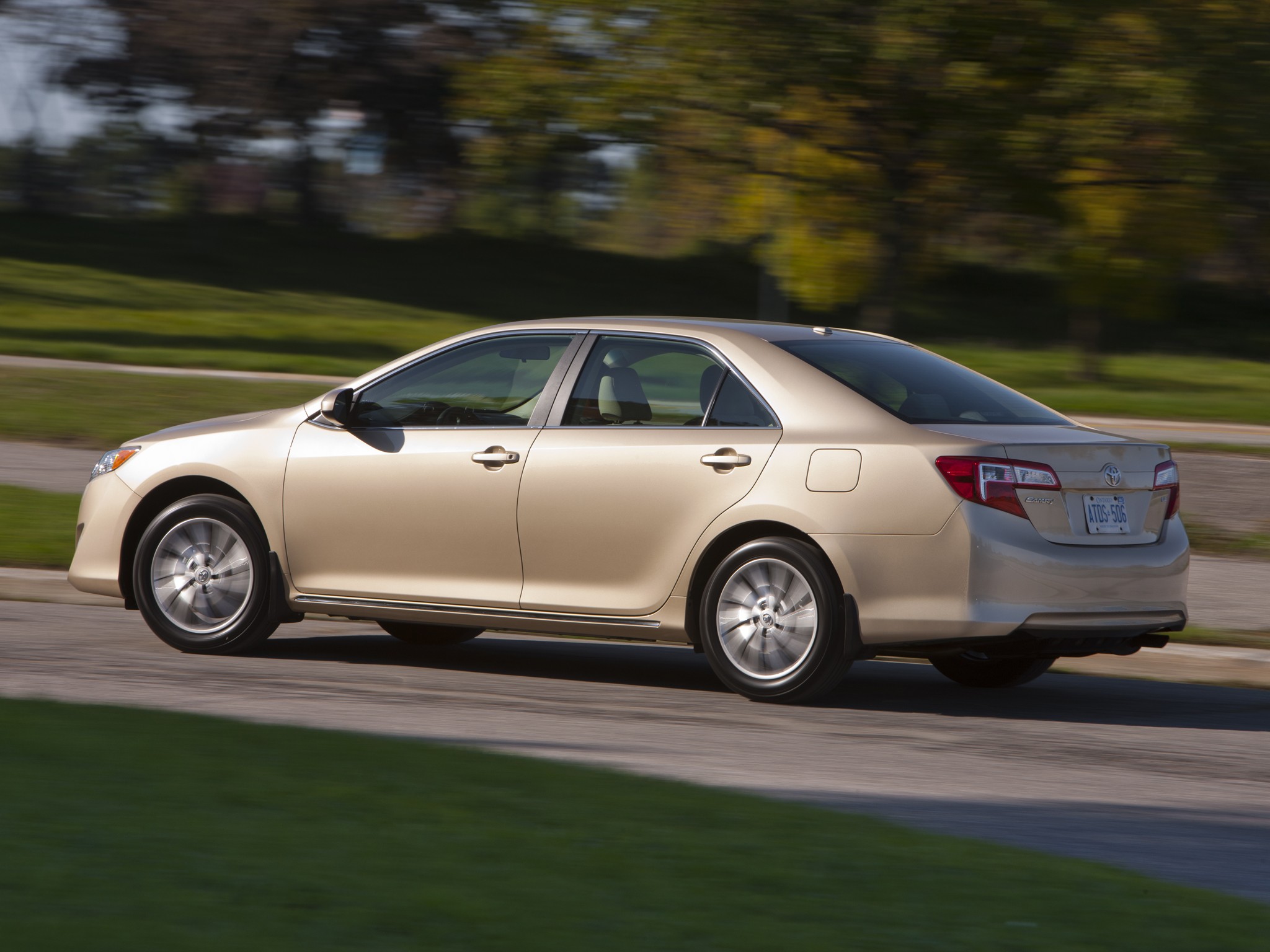 Toyota Camry photo 75
