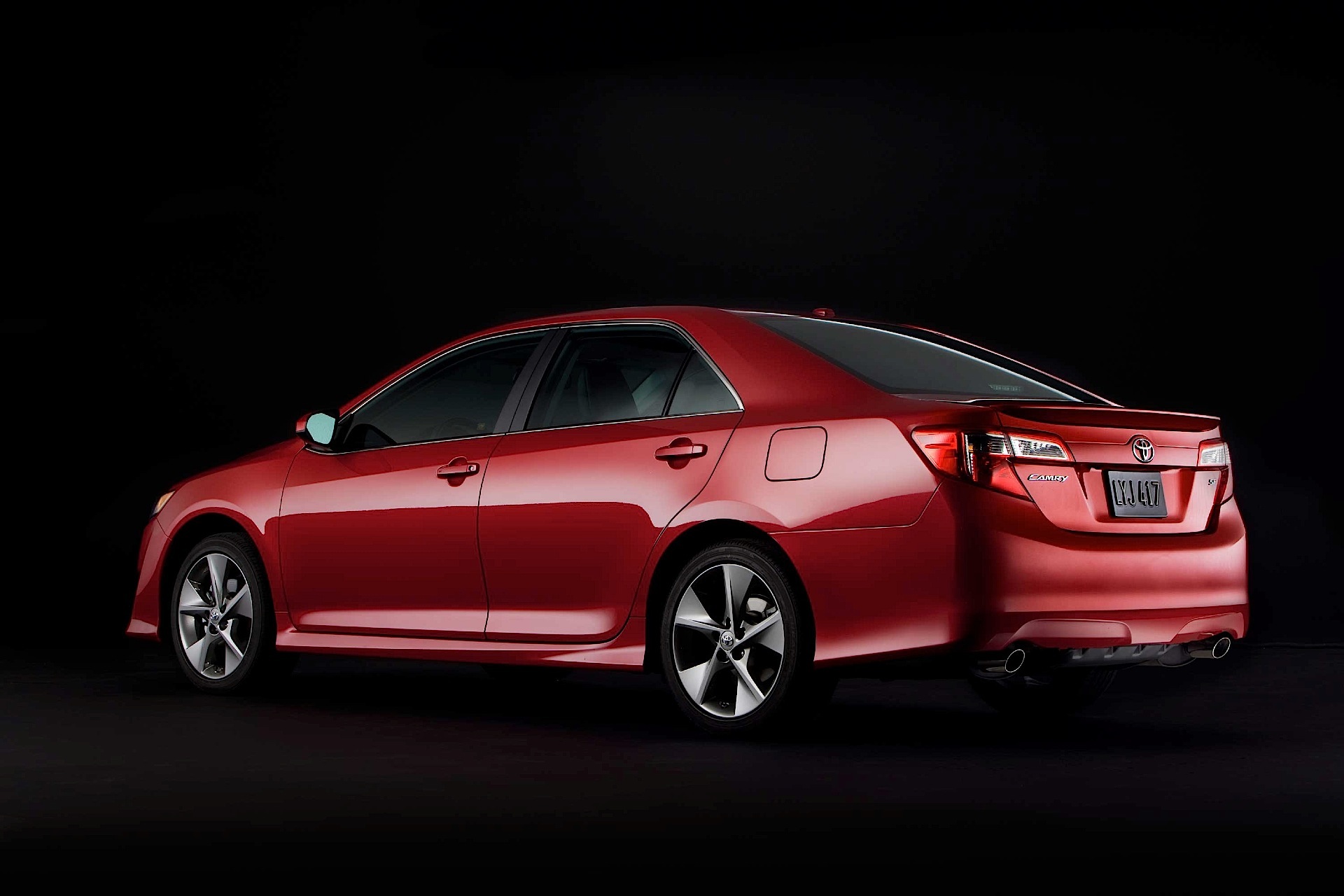Toyota Camry photo 30