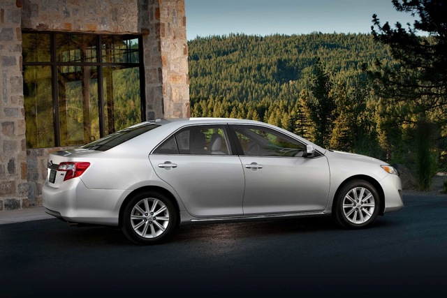 Toyota Camry Foto 33