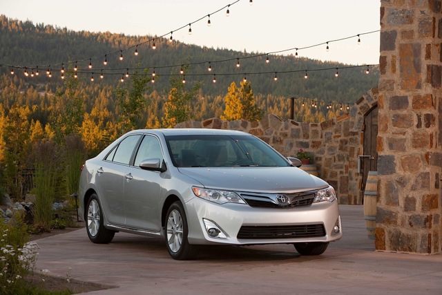Toyota Camry Foto 34
