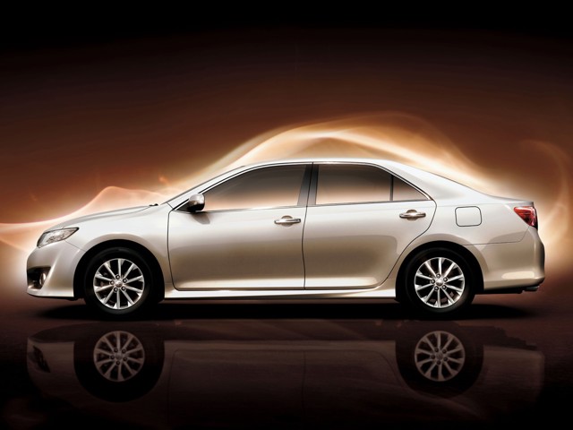 Toyota Camry Foto 45