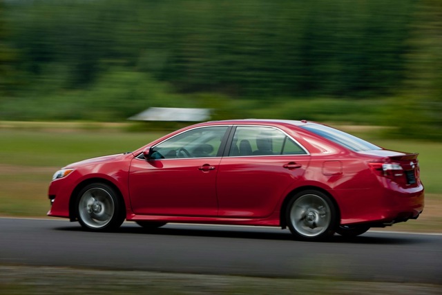 Toyota Camry Foto 3