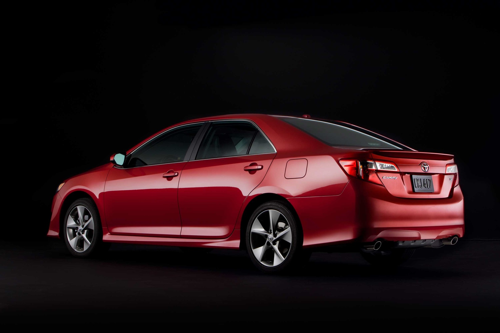 Toyota Camry photo 7