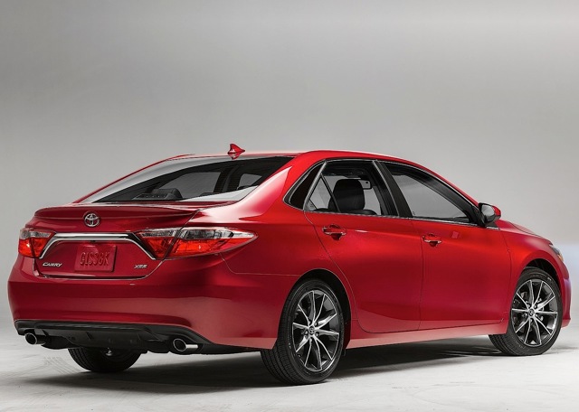 Toyota Camry photo 13