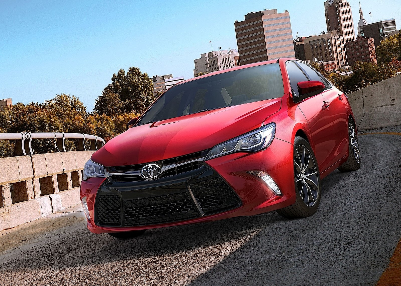 Toyota Camry photo 14