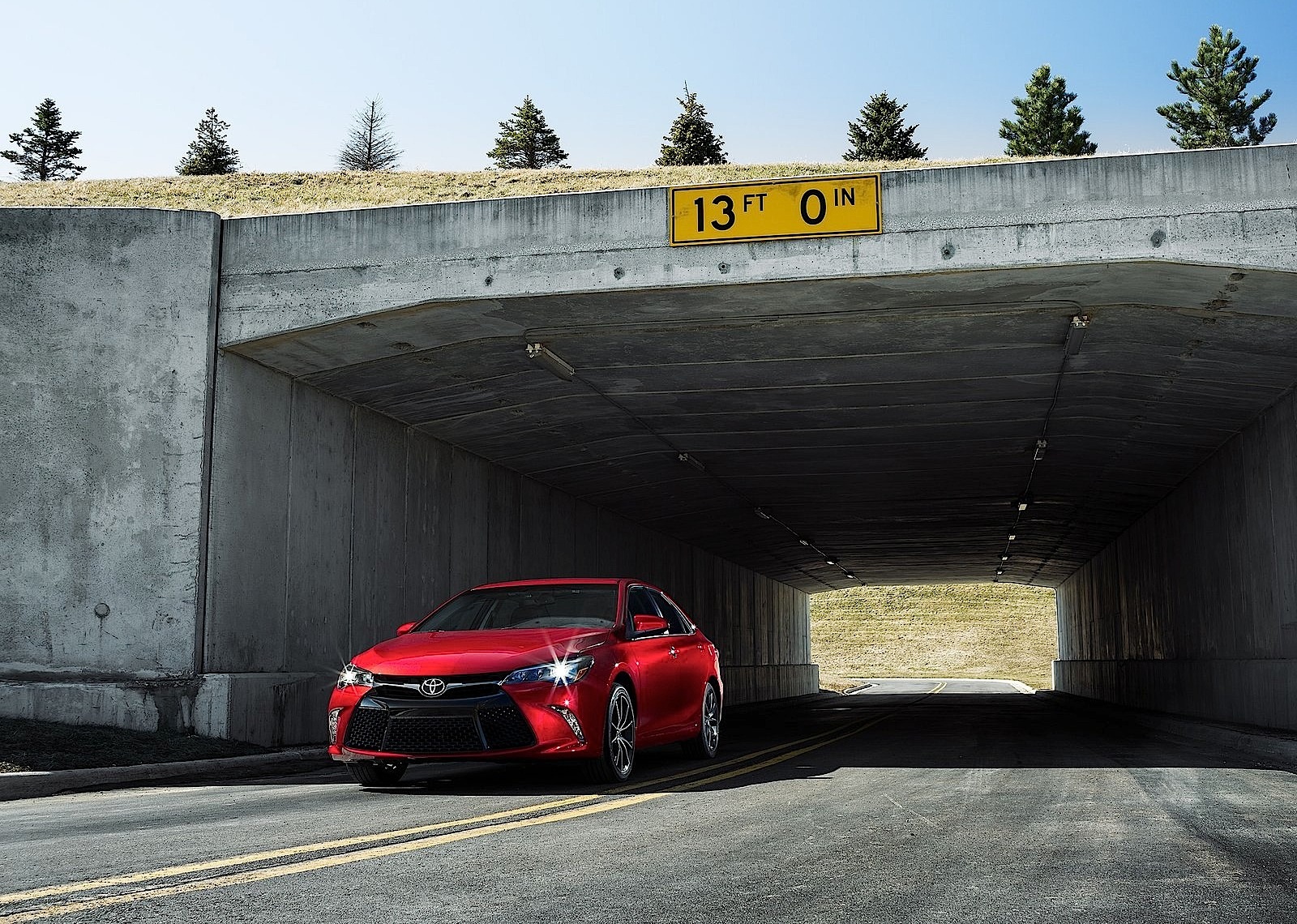 Toyota Camry photo 15