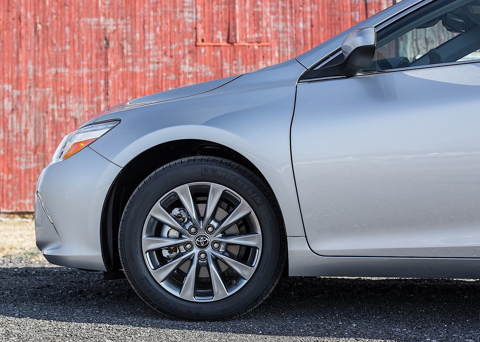 Toyota Camry photo 23