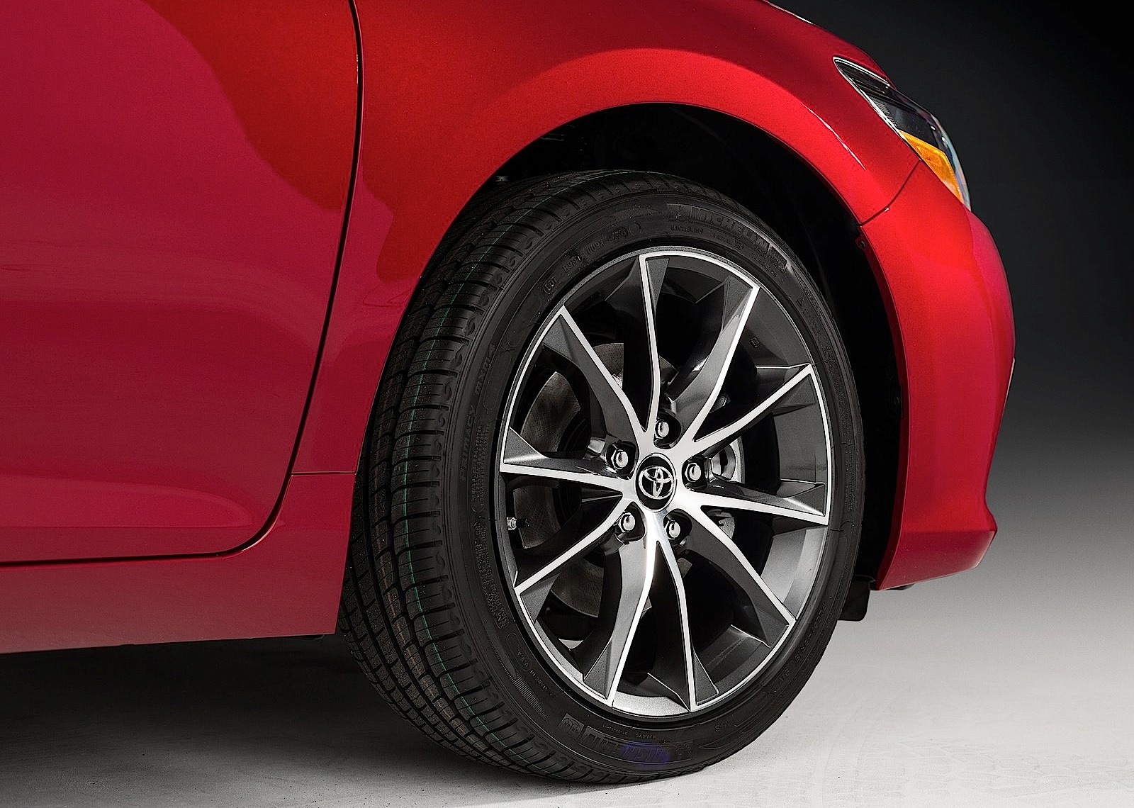 Toyota Camry photo 24