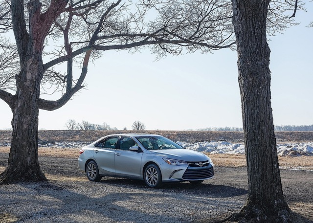 Toyota Camry photo 26