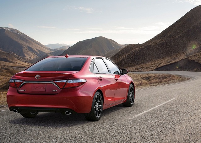 Toyota Camry photo 30