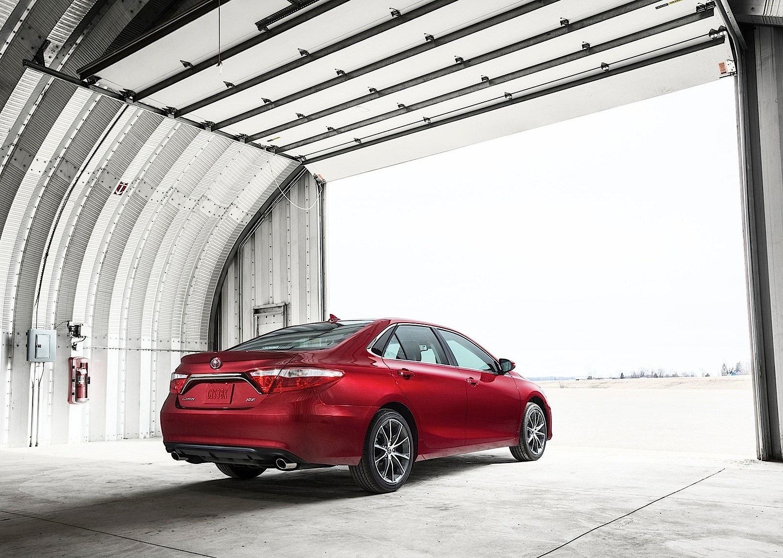Toyota Camry photo 32