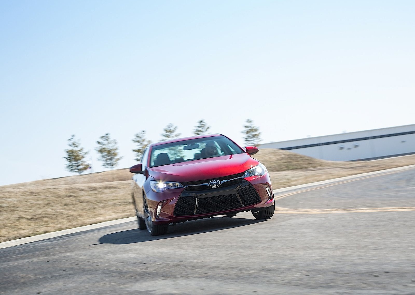 Toyota Camry photo 37