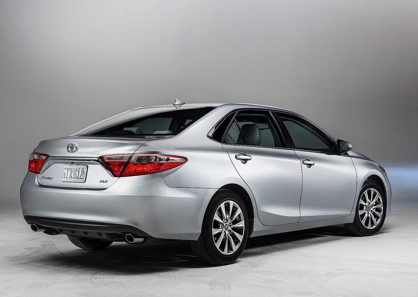 Toyota Camry photo 40