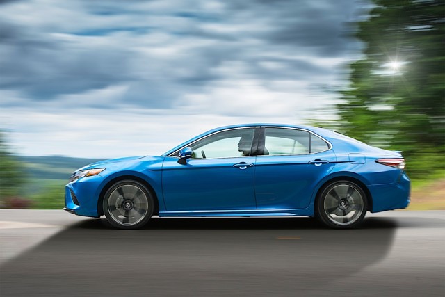 Toyota Camry foto 12