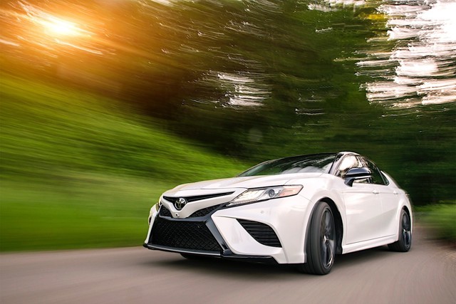 Toyota Camry foto 23