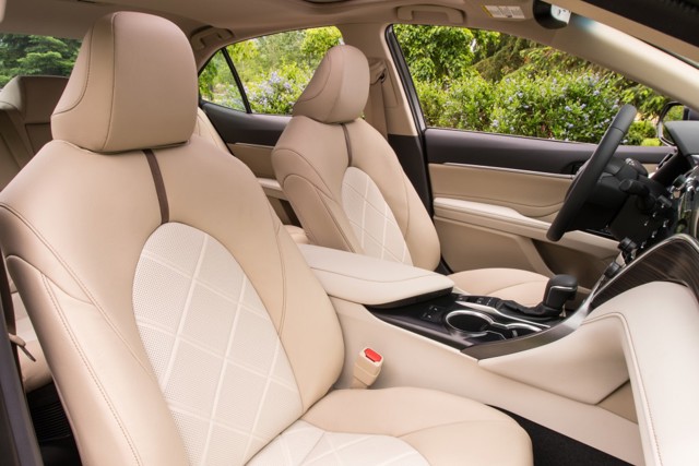 Toyota Camry foto 81