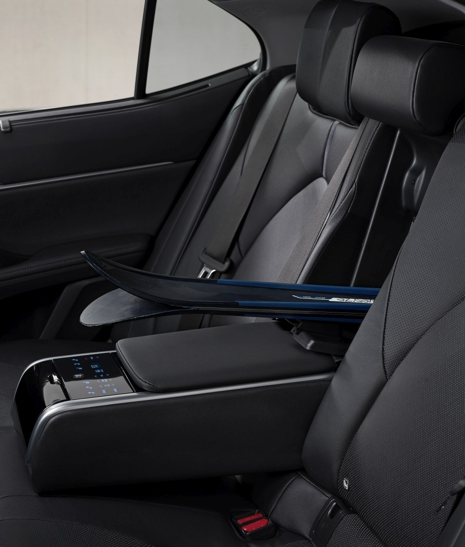 Toyota Camry photo 43